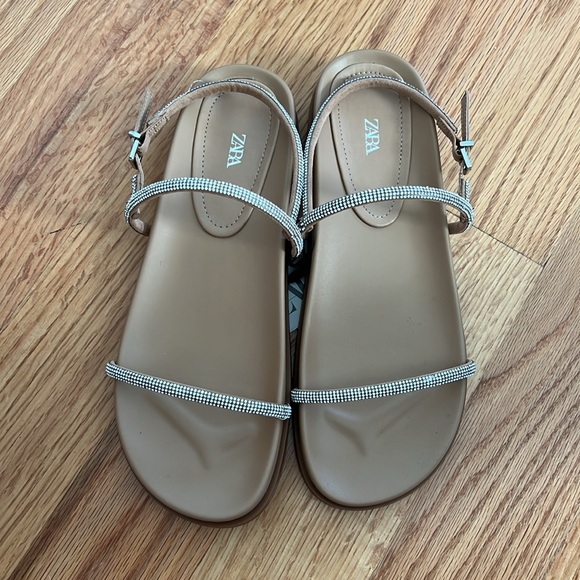 ZARA RHINESTONE FLAT SANDALS - US 7.5 - Picture 2 of 3